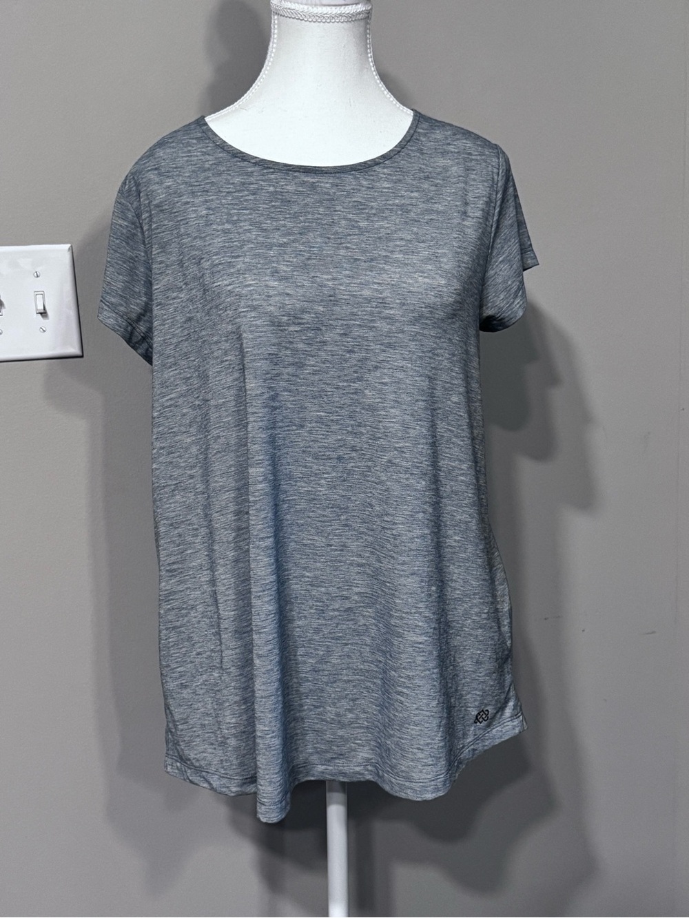 Essential Heather Gray Short Sleeve Scoop Tee